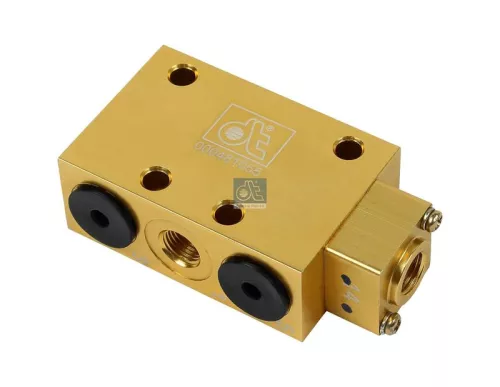 Switch, splitter gearbox