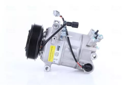 Compressor, air conditioning